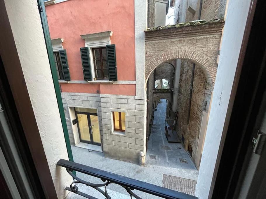 Montepulciano StazioneA Due Passi Da Piazza Grandeアパートメント エクステリア 写真